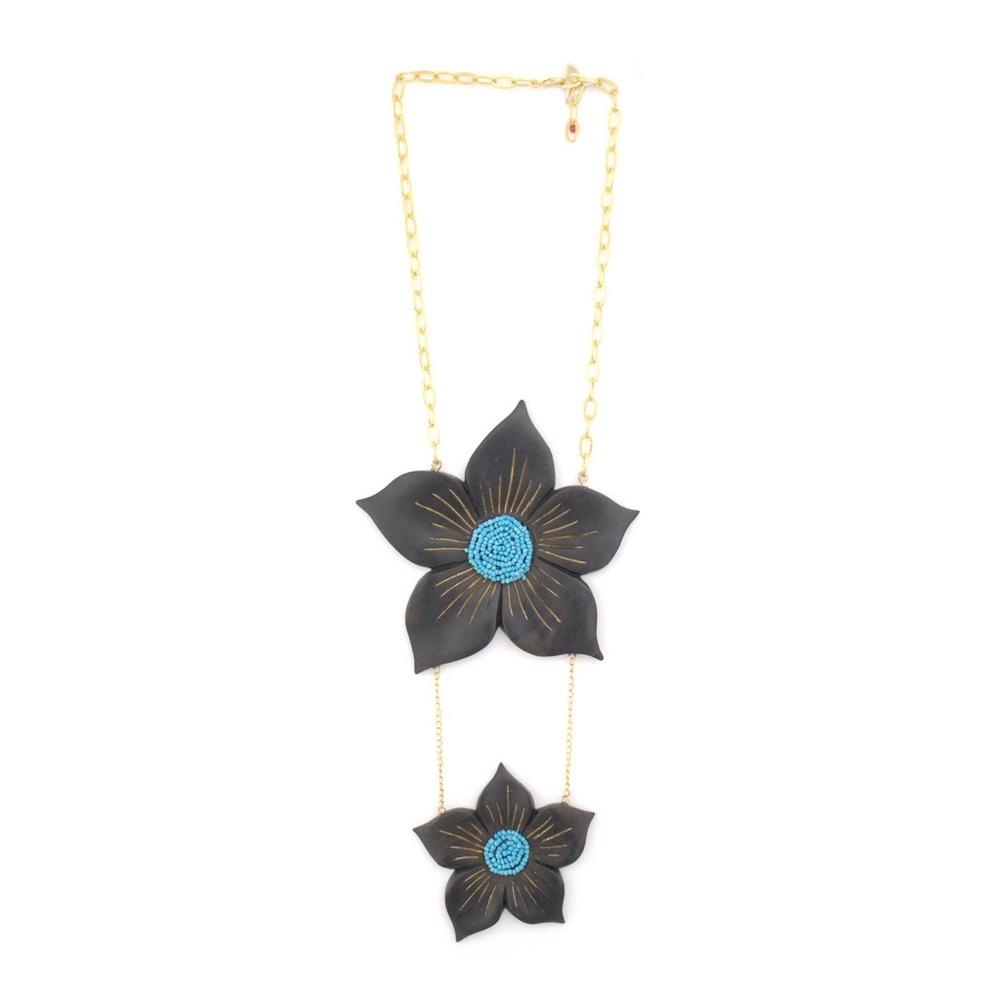 Double flower rosewood Necklace.